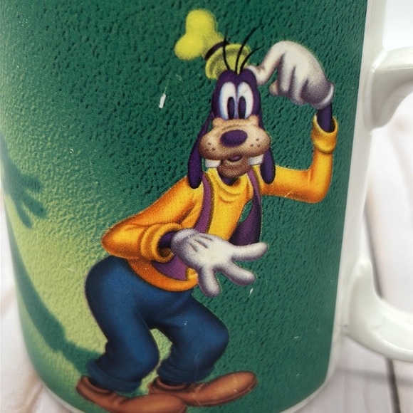 Disney Donald and Goofy Shadow Vintage Coffee Mug - Picture 6 of 6